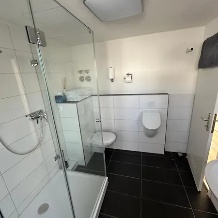 Martin 2 Schlafzimmer Apartmán Neufahrn bei Freising