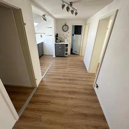 Martin 2 Schlafzimmer * Neufahrn bei Freising